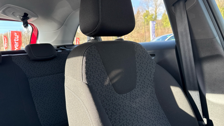 Vauxhall Crossland 1.2 Design 5dr Petrol Hatchback